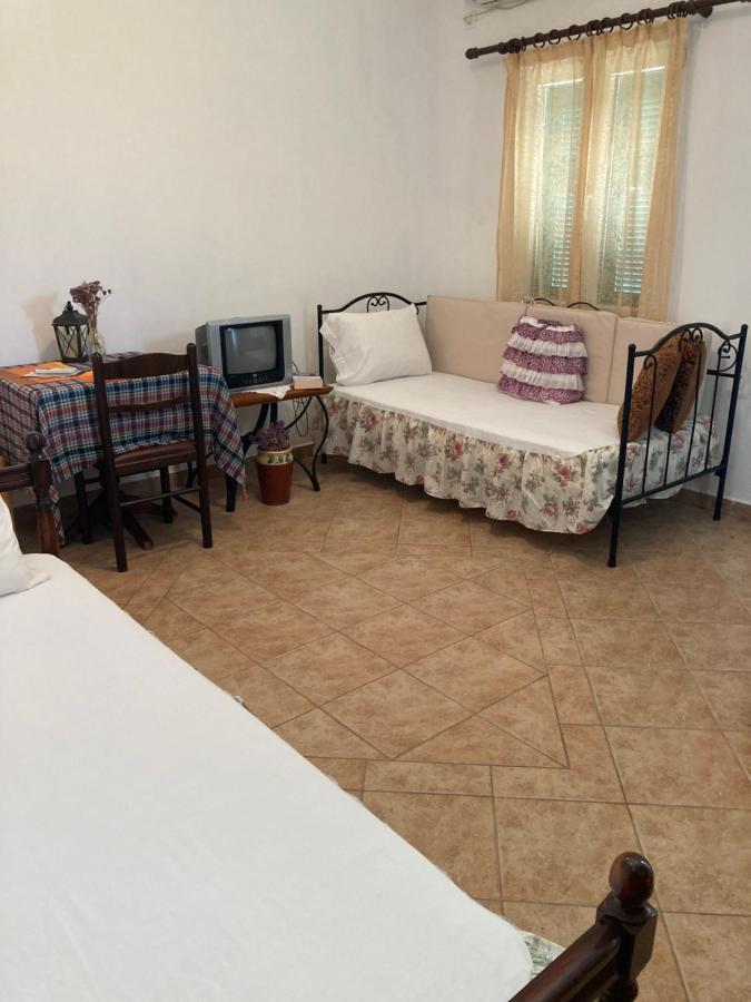 Agkyra Rooms Aladhinon Ngoại thất bức ảnh